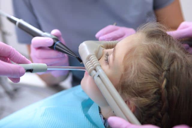 טיפולי שיניים לילדים בהרדמה כללית